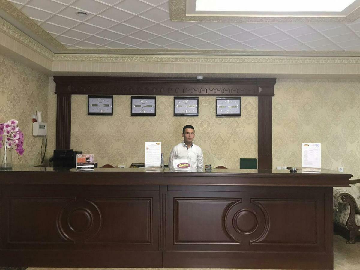 קרשי Hotel Afrosiyob מראה חיצוני תמונה